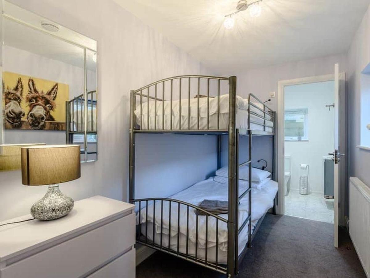 The Hideout, A Detached Lodge, Hot Tub, Heating, Wifi & Parking Long Bredy Εξωτερικό φωτογραφία